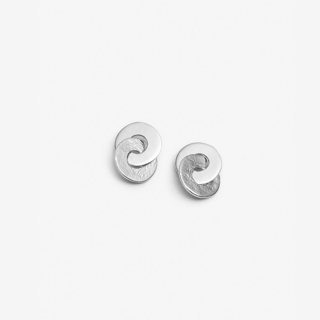 Petite boucles d'oreilles Astucieuse - Cercles entrelacés texturés - Boutique Articho