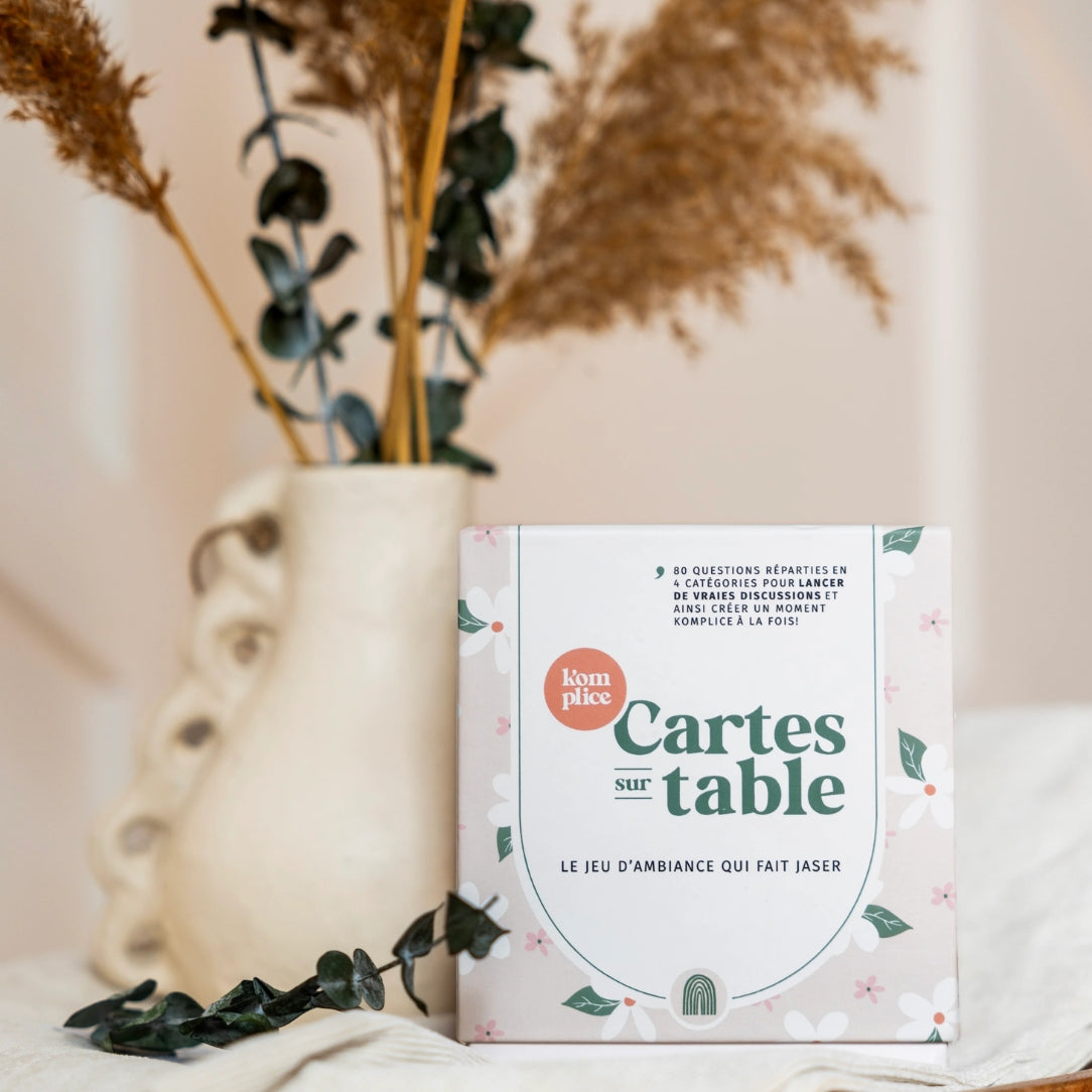 Cartes Sur Table Mots Flechesnull