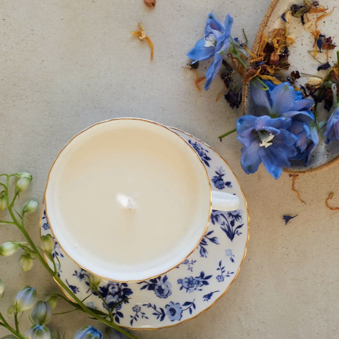 Dot&Lil - Tasse Bougie Pivoine et feuille d'olivier - Boutique Articho