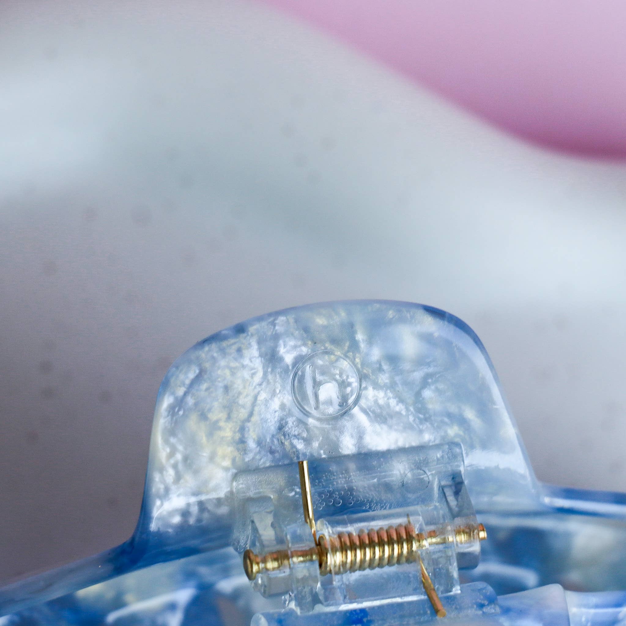 La Lydia - Barrette bleue en acétate