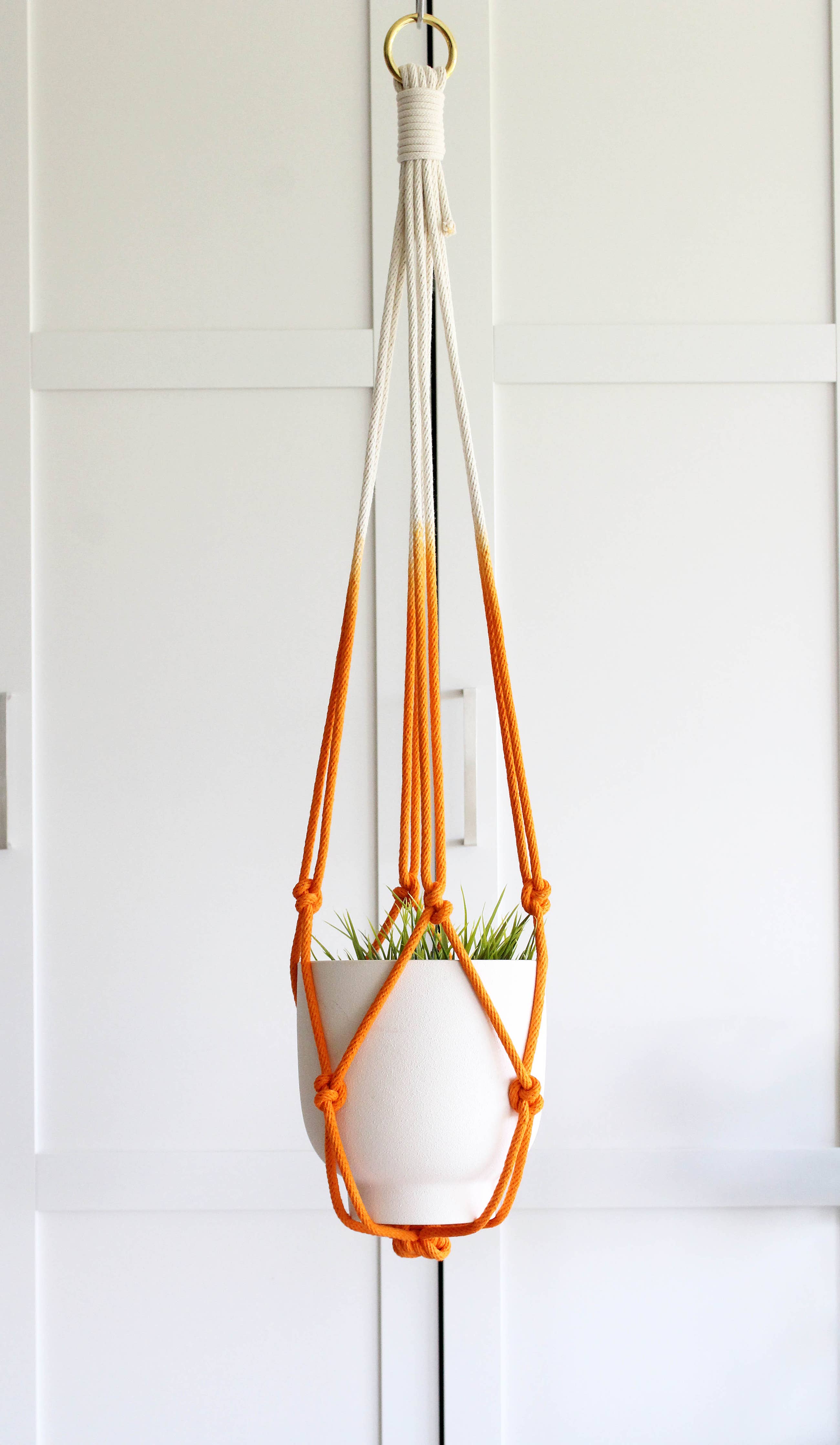 Suspension de plante en macramé